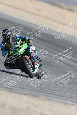 media/Sep-20-2025-Race Pace (Sat) [[d4e1b33f4d]]/Non Verified/Turn 10 (10am)/